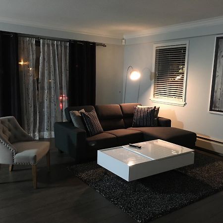 Twelve Oaks By Marquee Vancouver Exteriör bild